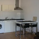 Apartman F2 Le Lavezzi *
